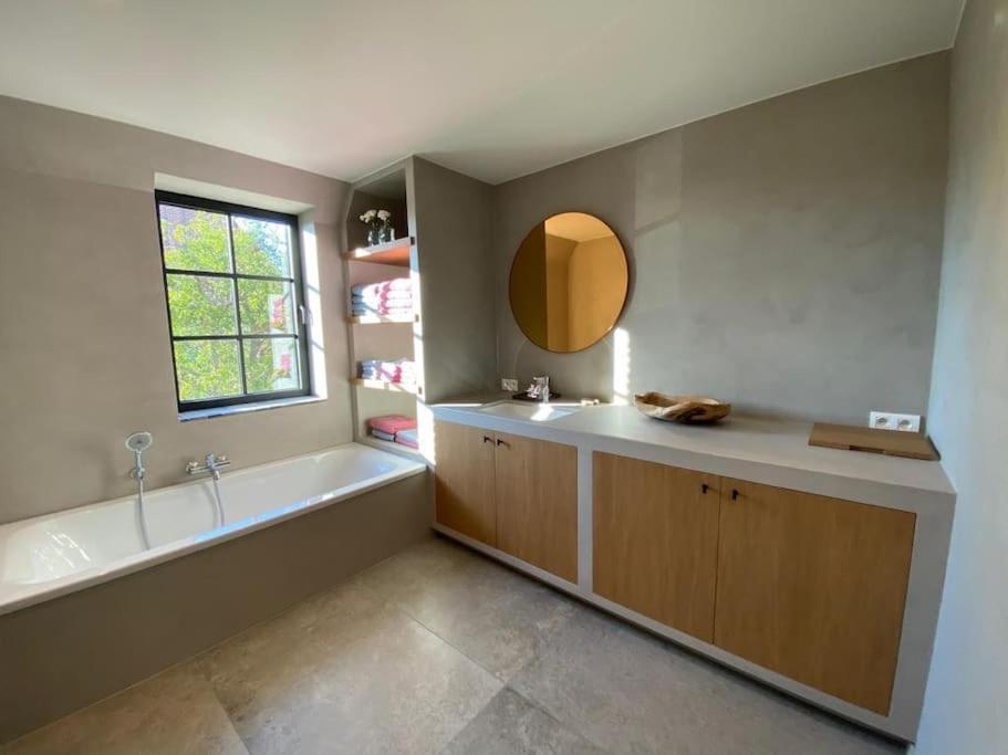 Vakantiehuis The Nuthouse Руселаре Екстериор снимка
